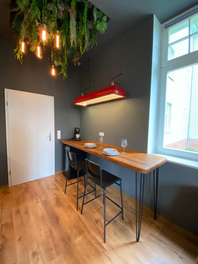 Tropisches Loft Mit Privatem Garten Magdebourg Extérieur photo